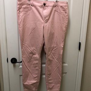 Women’s Maurices brand jeggings